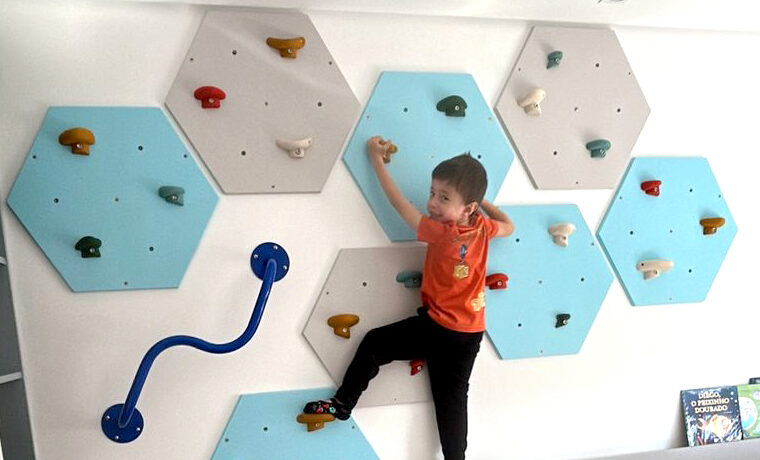 Qual a diferença entre barras e painéis de escalada?